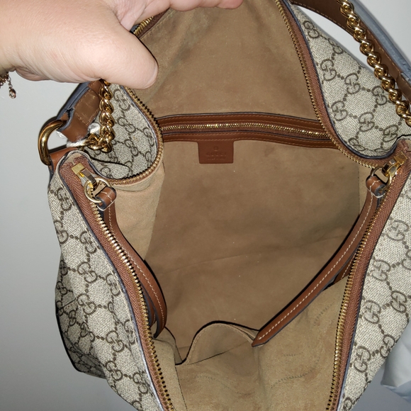 Gucci GG Supreme Monogram Purse - Picture 3 of 10